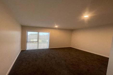 Photo of property in 2 Seaside Place, Pakuranga, Auckland, 2010