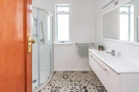 Photo of property in 102 Bell Street, Whanganui, 4500