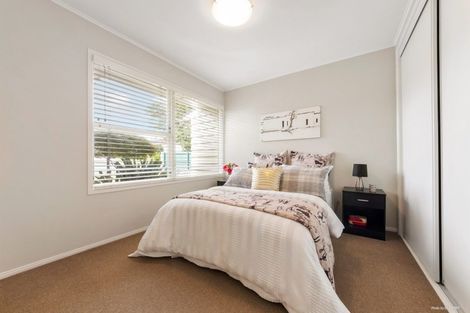 Photo of property in 9 Yacht Place, Bucklands Beach, Auckland, 2012