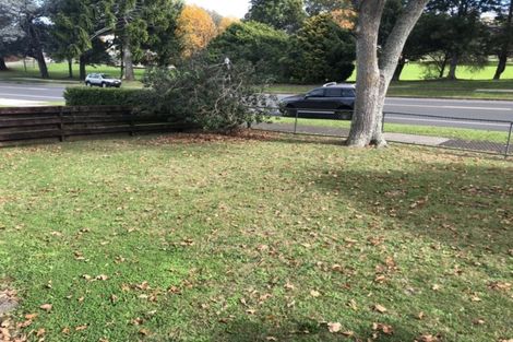 Photo of property in 100 Gossamer Drive, Pakuranga Heights, Auckland, 2010