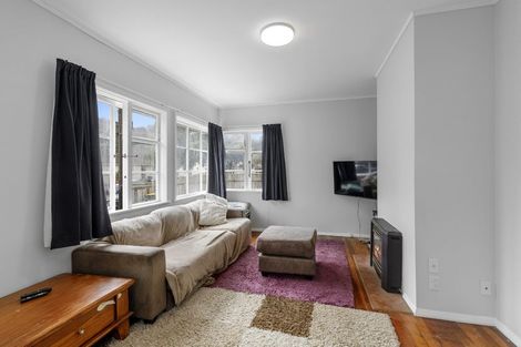 Photo of property in 4 Milne Crescent, Taita, Lower Hutt, 5011