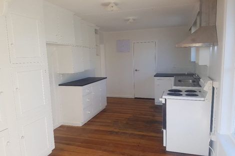 Photo of property in 15 Farringdon Street, Glen Innes, Auckland, 1072