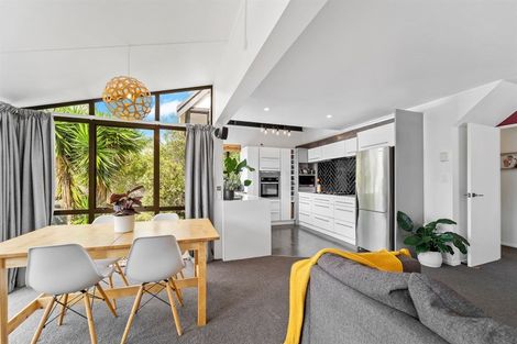 Photo of property in 27b Polkinghorne Drive, Manly, Whangaparaoa, 0930