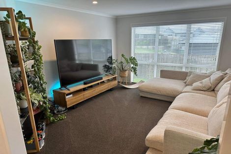 Photo of property in 23 Pakanga Grove, Pyes Pa, Tauranga, 3112