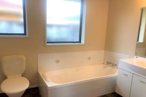 Photo of property in 3 Archer Court, Hamilton East, Hamilton, 3216