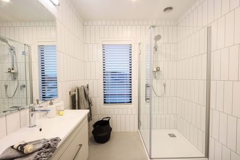 Photo of property in 3 Podgora Avenue, Kumeu, 0810