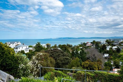 Photo of property in 12 Lighthouse Road, Bluff Hill, Napier, 4110