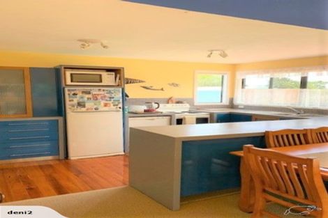 Photo of property in 10 Reotahi Road, Whangarei Heads, Whangarei, 0174