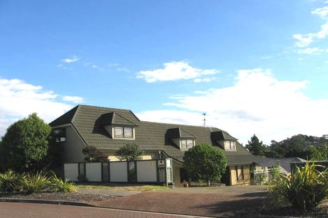 Photo of property in 16 Calypso Way, Unsworth Heights, Auckland, 0632