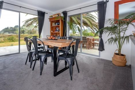 Photo of property in 40 Tairua Palms Place, Tairua, 3508