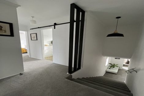 Photo of property in 3/4 Frater Avenue, Milford, Auckland, 0620