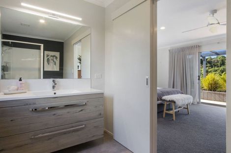 Photo of property in 252e Kauri Point Road, Tahawai, Katikati, 3170