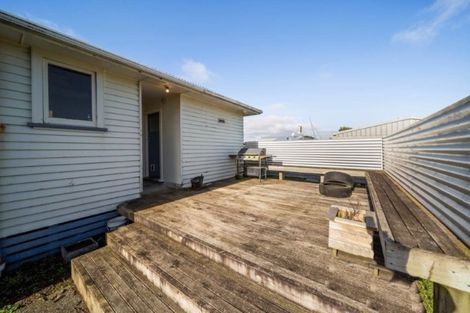 Photo of property in 53 Burns Street, Hawera, 4610