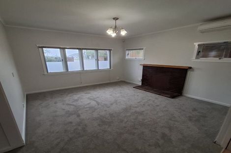 Photo of property in 1/157 Onewa Road, Birkenhead, Auckland, 0626