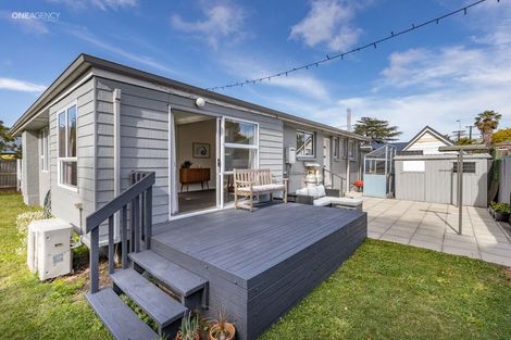 Photo of property in 121a Opawa Road, Opawa, Christchurch, 8023