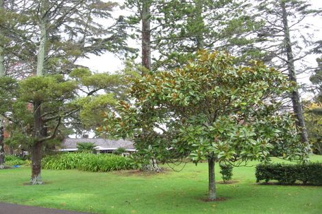 Photo of property in 37 Seymour Road, Mellons Bay, Auckland, 2014