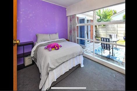 Photo of property in 16 Mccall Place, Opaheke, Papakura, 2113