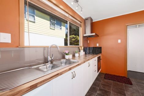 Photo of property in 58 Ernest Street, Ranui, Porirua, 5024