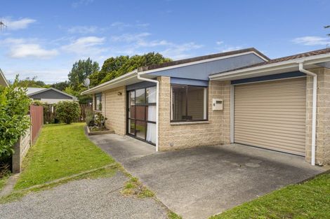 Photo of property in 6 Bevan Place, Otaki, 5512
