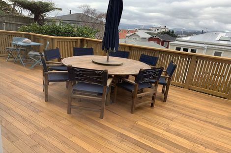 Photo of property in 79a Grant Road, Thorndon, Wellington, 6011