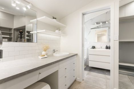 Photo of property in 39 Doment Crescent, Orewa, 0931