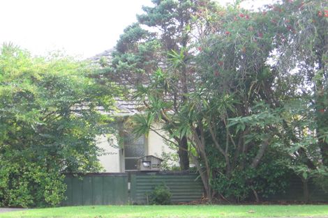 Photo of property in 2/20 Humphrey Kemp Avenue, Henderson, Auckland, 0612