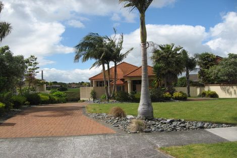 Photo of property in 44 Keywella Drive, Conifer Grove, Takanini, 2112