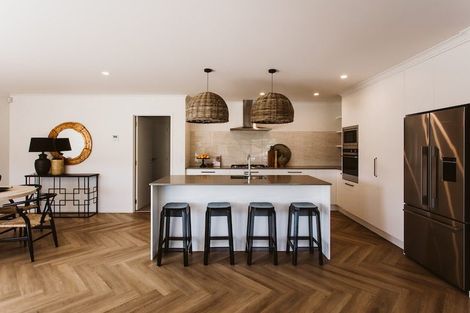 Photo of property in 44 King Road, Kinloch, Taupo, 3385