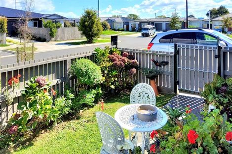 Photo of property in 37 Harore Road, Takanini, 2112
