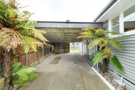 Photo of property in 33 Crewe Crescent, Hokowhitu, Palmerston North, 4410
