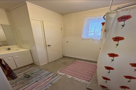 Photo of property in 2/36 Churchill Avenue, Manurewa, Auckland, 2102