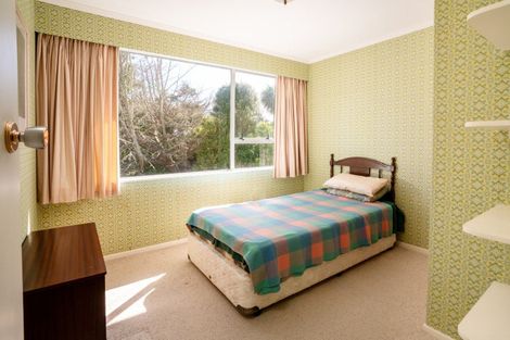 Photo of property in 1 Peterhouse Street, Tawa, Wellington, 5028