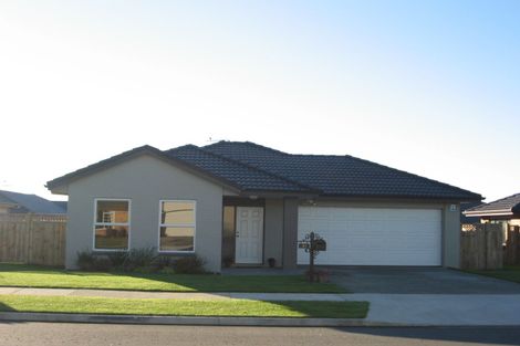 Photo of property in 41 Turnberry Drive, Wattle Downs, Auckland, 2103