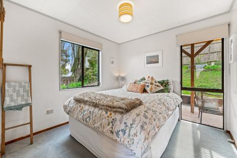 Photo of property in 26 Brian Crescent, Stanmore Bay, Whangaparaoa, 0932