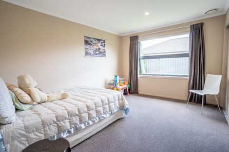 Photo of property in 16 Stowell Drive, Cromwell, 9310