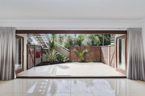 Photo of property in 6 Fourth Avenue, Tauranga, 3110