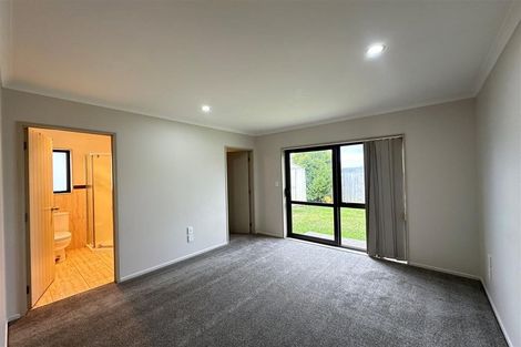 Photo of property in 32c Gifford Road, Papatoetoe, Auckland, 2025