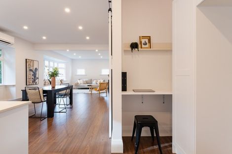 Photo of property in 104 Forbury Road, Saint Clair, Dunedin, 9012