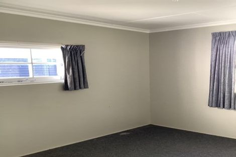 Photo of property in 261 Marine Parade, New Brighton, Christchurch, 8061