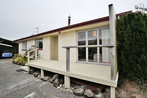 Photo of property in 23 Lauder Crescent, Heidelberg, Invercargill, 9812