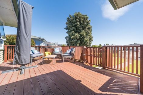Photo of property in 18 Belvedere Crescent, Takaro, Palmerston North, 4412