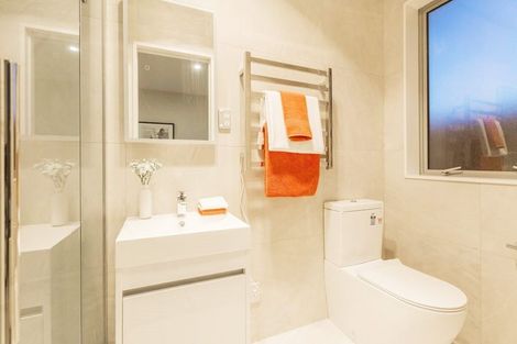 Photo of property in 32 Drumbuoy Drive, Flat Bush, Auckland, 2019