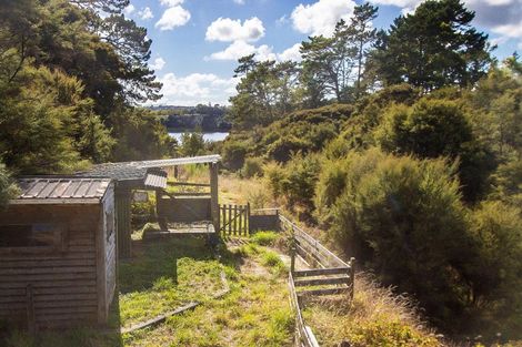 Photo of property in 293 Paremoremo Road, Paremoremo, Auckland, 0632