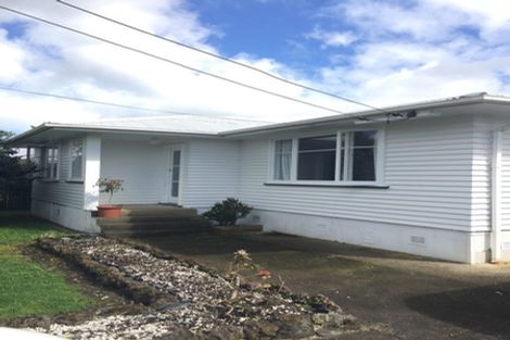 Photo of property in 1 Eddowes Street, Manurewa, Auckland, 2102