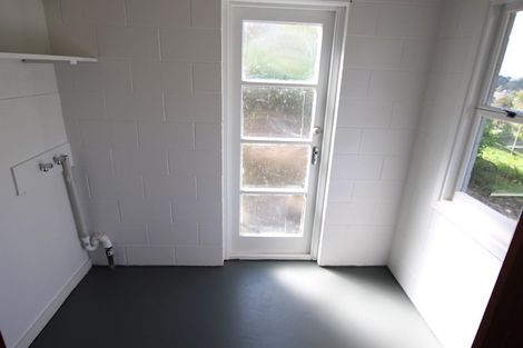 Photo of property in 40 West Lynn Road, Titirangi, Auckland, 0604