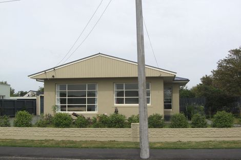 Photo of property in 33 Croziers Road, St Albans, Christchurch, 8052