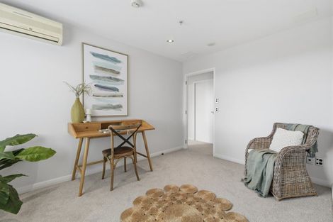 Photo of property in 12/72e Devonport Road, Tauranga, 3110