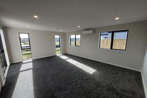 Photo of property in 21 Upham Lane, Rolleston, 7615