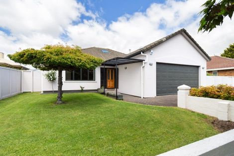 Photo of property in 18 Devon Street, Glenholme, Rotorua, 3010
