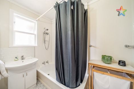 Photo of property in 17 Collett Street, Naenae, Lower Hutt, 5011